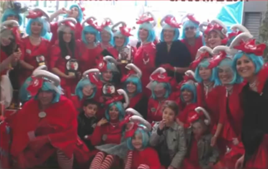 2011-Maleta roja